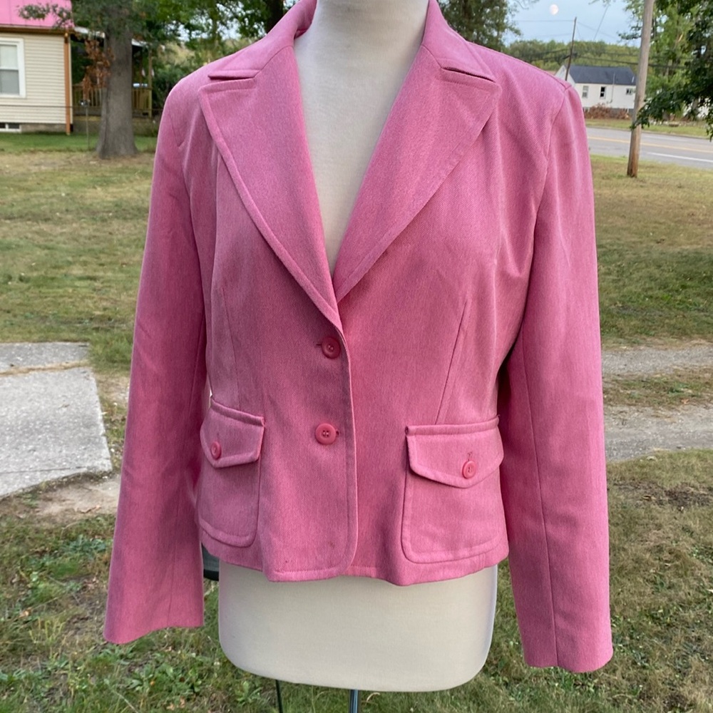 Pink textured blazer